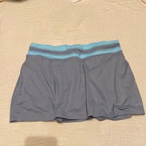Champion large skirt with spandex